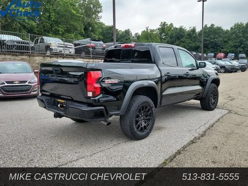 Used 2024 Chevrolet Colorado Trail Boss w/ Advanced Trailering Package AWD/4WD image 5