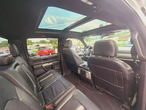 Used 2019 Ford F250 Platinum w/ Platinum Ultimate Package image 37