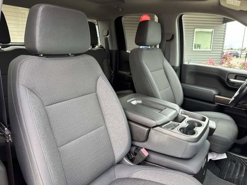 Used 2019 Chevrolet Silverado 1500 LT w/ Texas Edition image 11