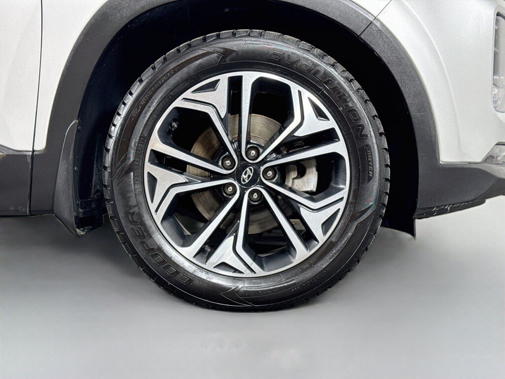 Used 2020 Hyundai Santa Fe Limited FWD image 47