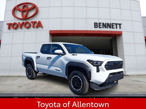 New 2026 Toyota Tacoma TRD Off-Road AWD/4WD image 1