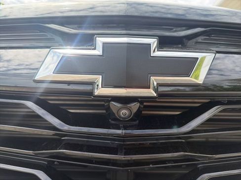 Certified 2025 Chevrolet Equinox RS w/ Safety and Technology Package AWD/4WD image 9