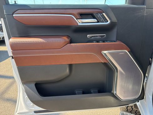 Used 2023 GMC Sierra 1500 Denali Ultimate image 28