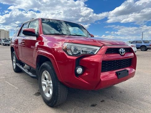 Used 2019 Toyota 4Runner SR5 AWD/4WD image 8