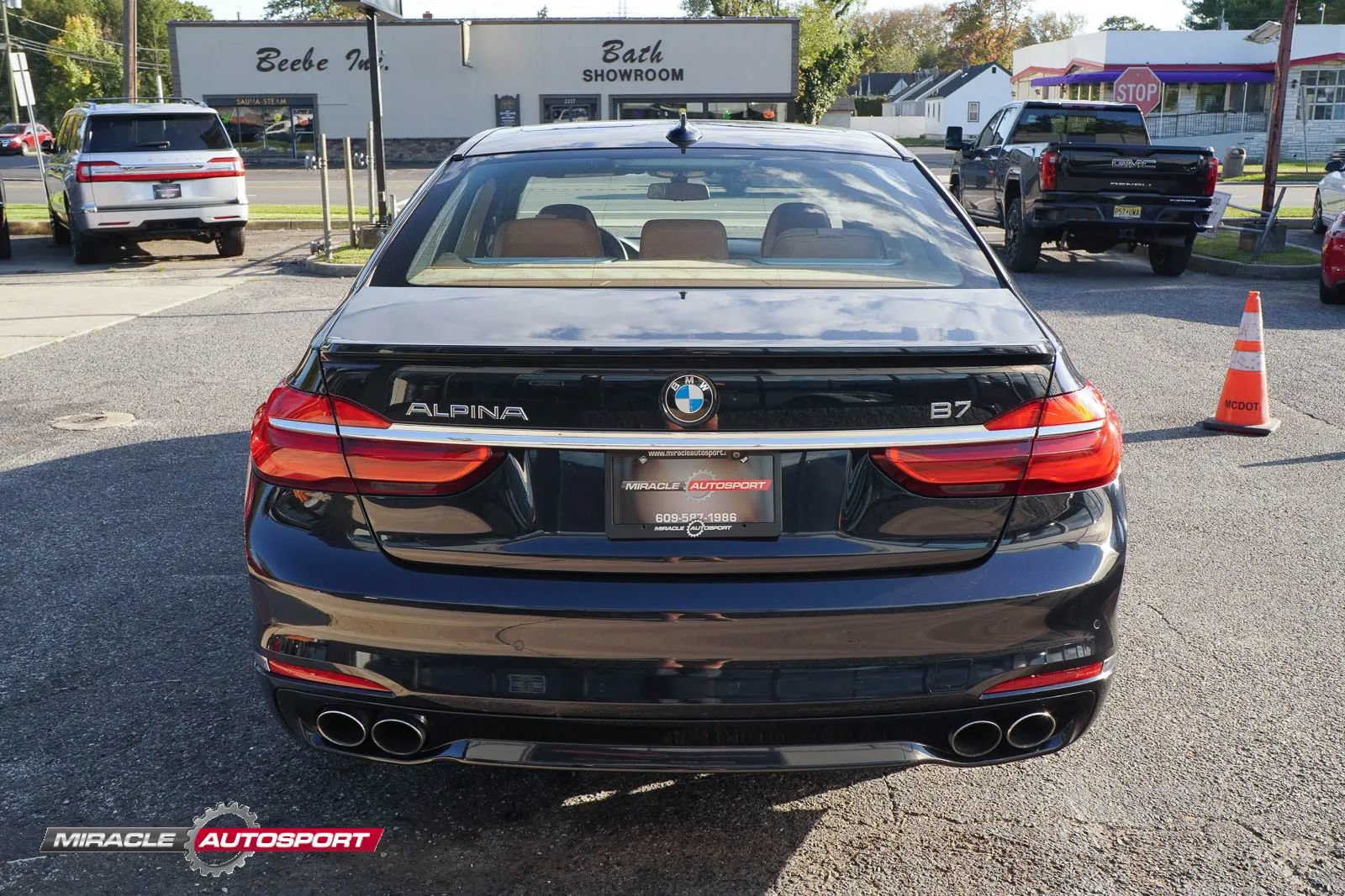 Used 2019 BMW ALPINA B7 xDrive w/ Luxury Rear Seating Package AWD/4WD image 6