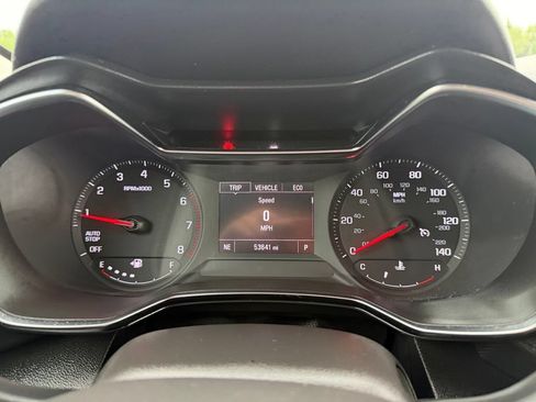 Used 2022 Chevrolet TrailBlazer LT w/ Convenience Package FWD image 8