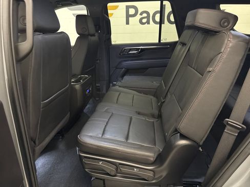 Used 2025 Chevrolet Tahoe RST w/ Comfort Package AWD/4WD image 20
