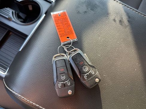 Used 2020 Ford F250 XLT w/ XLT Premium Package image 47