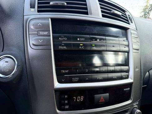 Used 2006 Lexus IS 250 RWD image 15