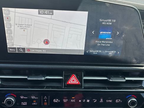 Used 2024 Kia Niro Wave FWD image 7