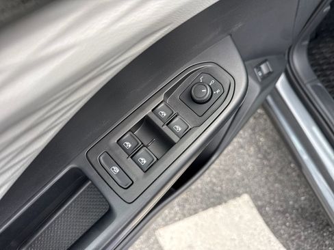 Certified 2023 Volkswagen Taos S FWD image 23