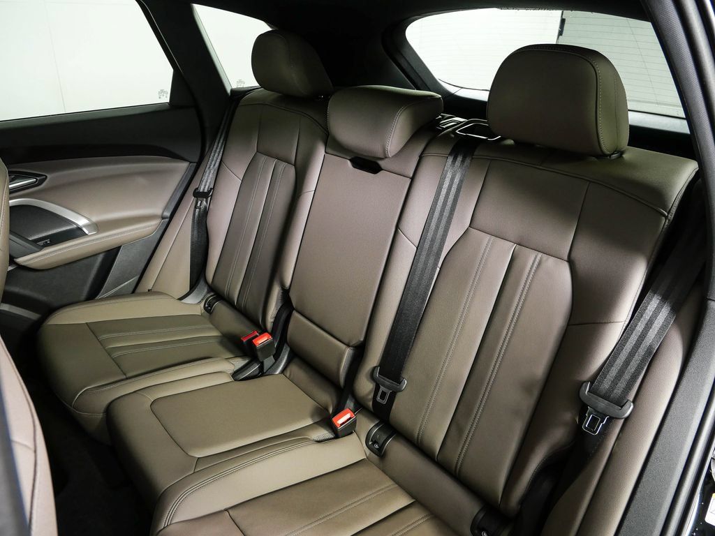 New 2026 Audi Q5 Premium Plus AWD/4WD image 19