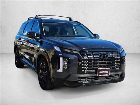 Certified 2025 Hyundai Palisade XRT image 3