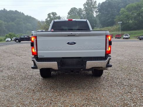 Used 2026 Ford F250 Lariat AWD/4WD image 7