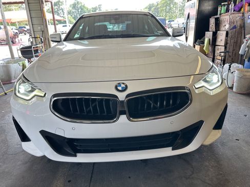Used 2023 BMW 230i Coupe w/ Convenience Package RWD image 6