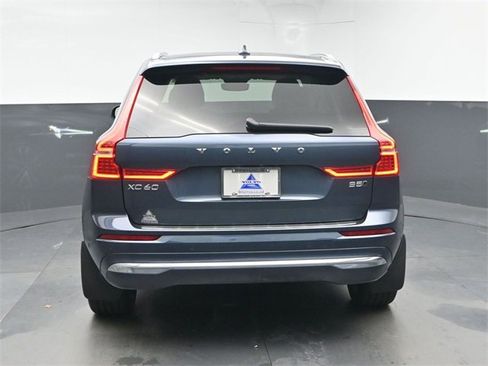 Used 2023 Volvo XC60 B5 Ultimate w/ Climate Package image 7