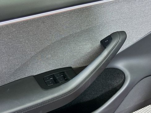 Used 2025 Tesla Model 3 Long Range RWD image 15