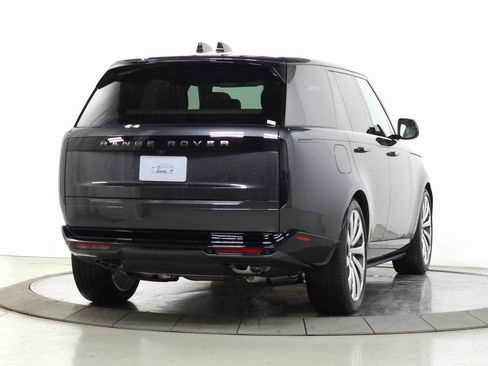 Certified 2025 Land Rover Range Rover SE AWD/4WD image 5