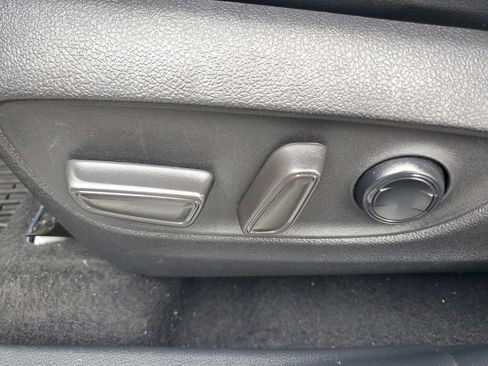 Used 2021 Toyota Highlander XSE image 23