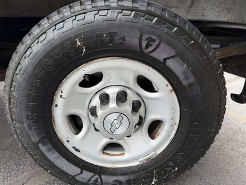 Used 2014 Chevrolet Express 2500 image 10