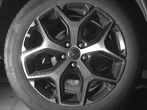 Used 2025 Jeep Compass Limited image 15