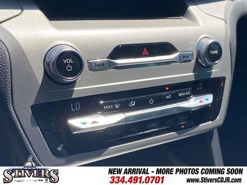 Used 2021 Ford Explorer XLT w/ Equipment Group 202A RWD image 55