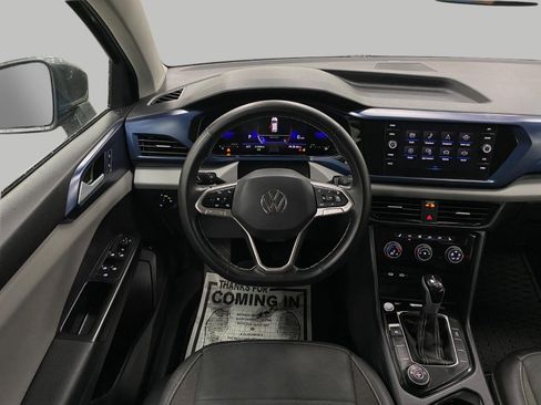 Used 2023 Volkswagen Taos SE w/ Panoramic Sunroof Package AWD/4WD image 13