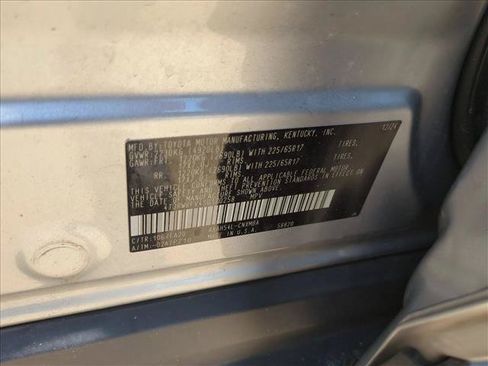 Used 2025 Toyota RAV4 XLE AWD/4WD image 15