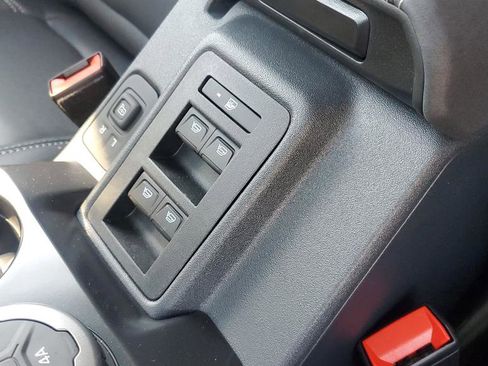 New 2025 Ford Bronco Badlands image 38