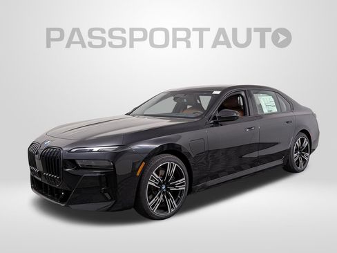 New 2026 BMW 750e xDrive AWD/4WD image 1