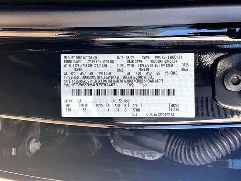 Used 2024 Ford F250 Lariat w/ Lariat Ultimate Package image 37