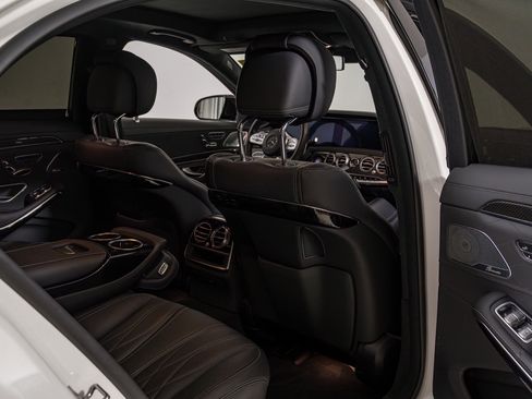 Used 2020 Mercedes-Benz S 63 AMG 4MATIC Sedan image 29