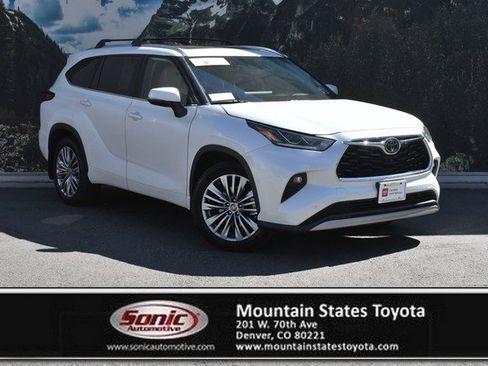 Used 2020 Toyota Highlander Platinum image 1