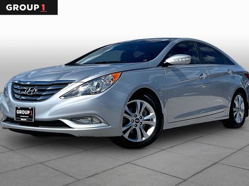 Used 2013 Hyundai Sonata Limited w/ Premium Pkg FWD image 1