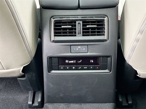 Certified 2025 MAZDA CX-90 Plug-In Hybrid w/Premium Sport image 26