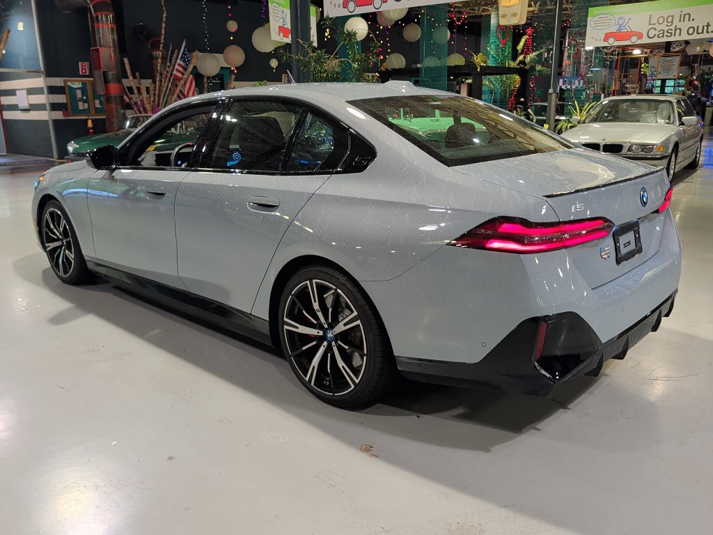 Certified 2025 BMW i5 M60 w/ Premium Package AWD/4WD image 20
