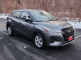 Used 2023 Nissan Kicks S video 3
