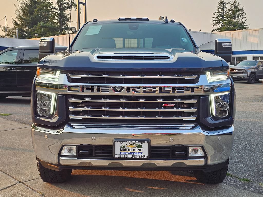Certified 2022 Chevrolet Silverado 3500 LTZ w/ LTZ Premium Package AWD/4WD image 2