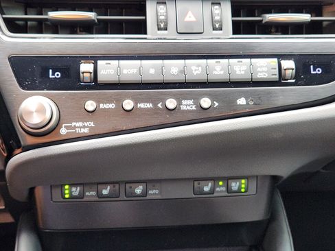 New 2025 Lexus ES 350 F Sport image 13