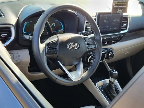 New 2026 Hyundai Venue SEL image 3