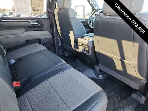 Used 2025 Chevrolet Silverado 2500 ZR2 w/ Technology Package image 28