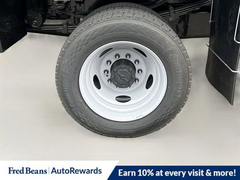 New 2026 Ford F550 4x4 Supercab Super Duty image 17