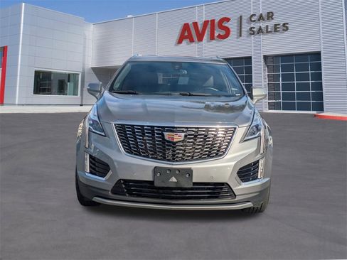 Used 2024 Cadillac XT5 Premium Luxury image 2