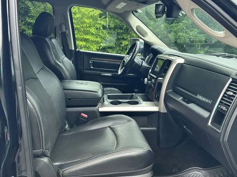 Used 2016 RAM 1500 Laramie w/ Convenience Group image 11