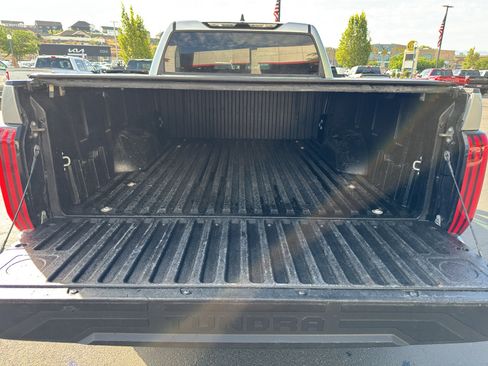 Used 2022 Toyota Tundra SR5 w/ SR5 Premium Package AWD/4WD image 7