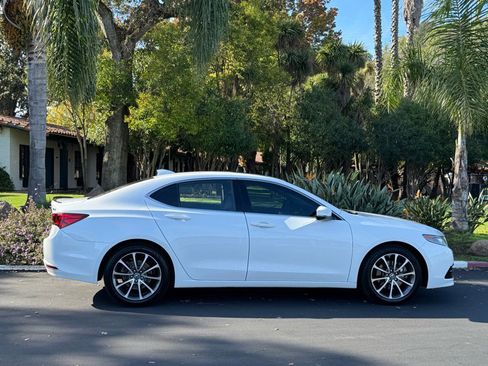 Used 2017 Acura TLX V6 w/ Technology Package image 5