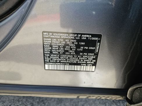Used 2024 Volkswagen Atlas SE w/ Black Wheel Package FWD image 33