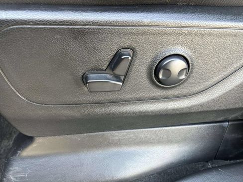 Used 2023 RAM 1500 Big Horn RWD image 19