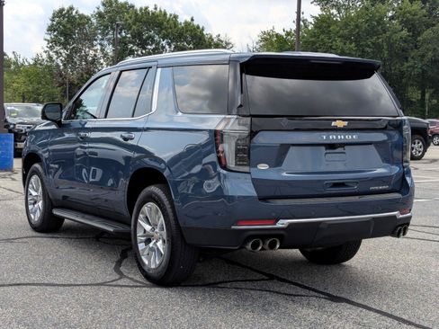 Used 2025 Chevrolet Tahoe Premier AWD/4WD image 4