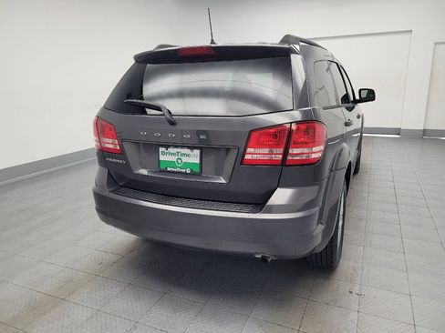 Used 2019 Dodge Journey SE FWD image 7